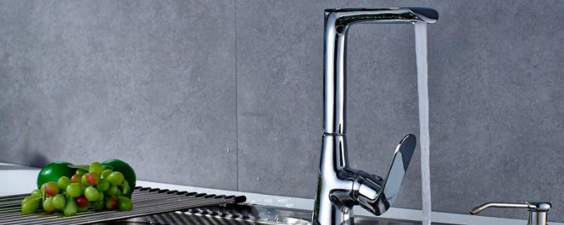 塑料水管冻了怎么化开 塑料水管冻住了如何解冻