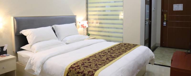 标间是双人间还是单人间（单间和标间哪个价格贵）