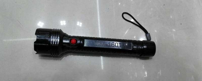 手电筒可以带上飞机么（手电筒可以带上飞机么12000MAH）