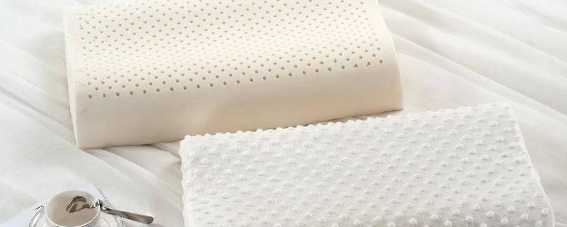 乳胶枕有刺鼻味能不能用（乳胶枕有刺鼻味能不能用水洗）