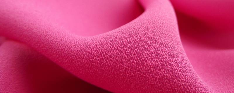 聚酯纤维衣服可以机洗吗（聚酯纤维衣服可以机洗吗）