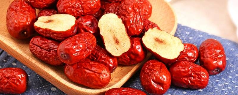 泡完水的红枣还有营养吗（泡过水的大枣还有营养价值吗）