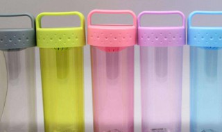 新塑料杯第一次使用怎么清洗（新塑料杯第一次使用怎么清洗干净）