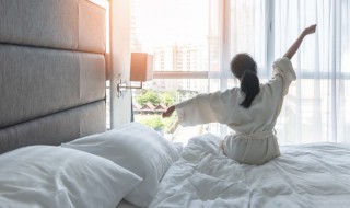 冰丝凉席什么材料做的（冰丝凉席什么材料做的,为什么能凉快）