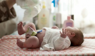 生下来就尿有什么兆头 刚出生就尿什么说法