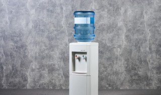 恒温饮水机第一次使用清洗方法 饮水机多久清洗一次,怎么清洗