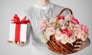 结婚25年送老婆什么 结婚25年送老婆什么礼物