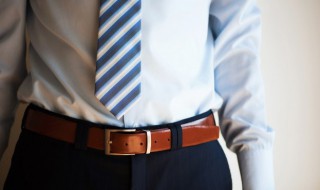 第一次送男朋友礼物送什么好（第1次送男朋友礼物应该送什么比较好?）