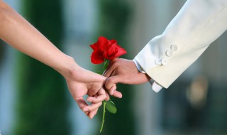 女生生日送什么花（女生生日送什么花合适闺蜜）