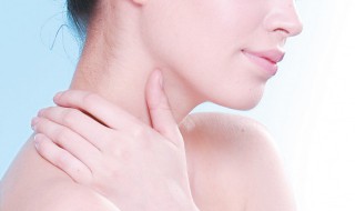 怎么减轻颈纹（怎么减轻颈纹的方法）