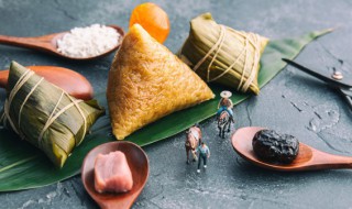 粽子叶先泡还是先煮（粽子叶先泡还是先煮好吃）